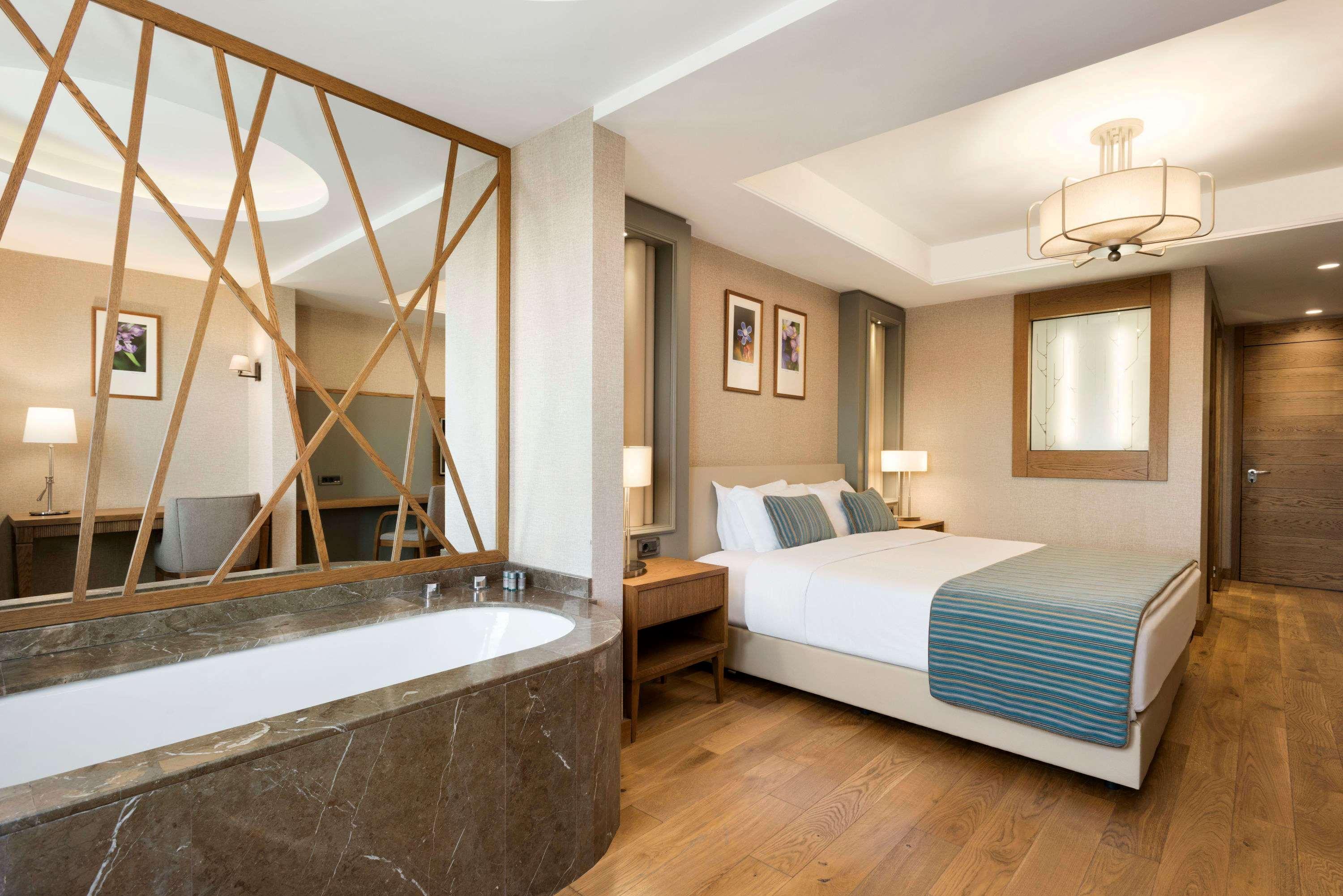 Ramada Hotel & Suites Adana Bagian luar foto