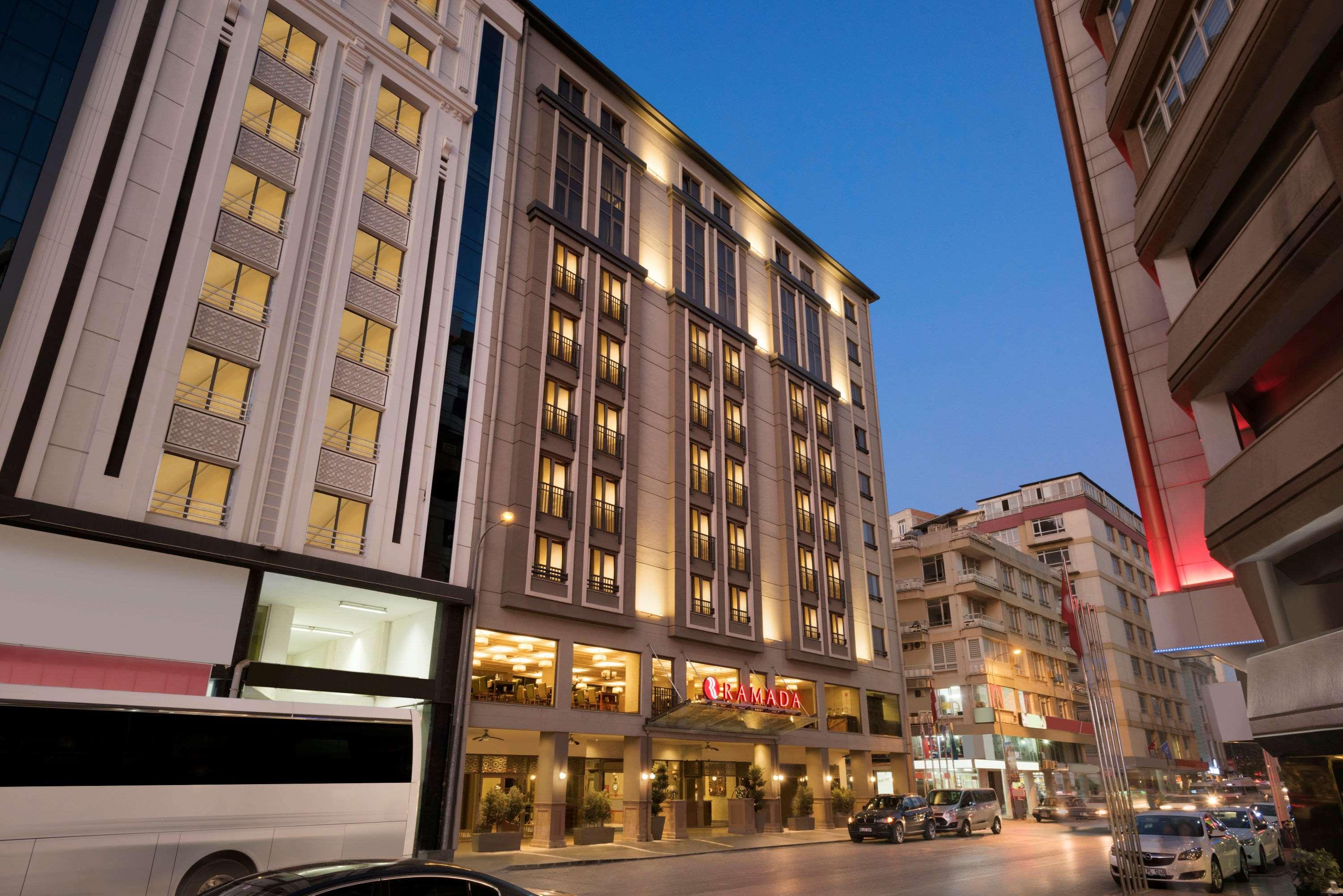 Ramada Hotel & Suites Adana Bagian luar foto