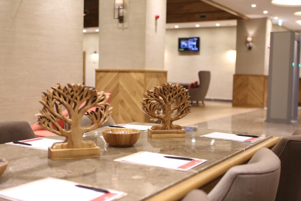Ramada Hotel & Suites Adana Bagian luar foto