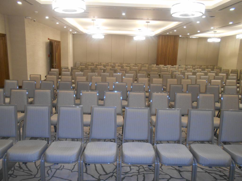 Ramada Hotel & Suites Adana Bagian luar foto