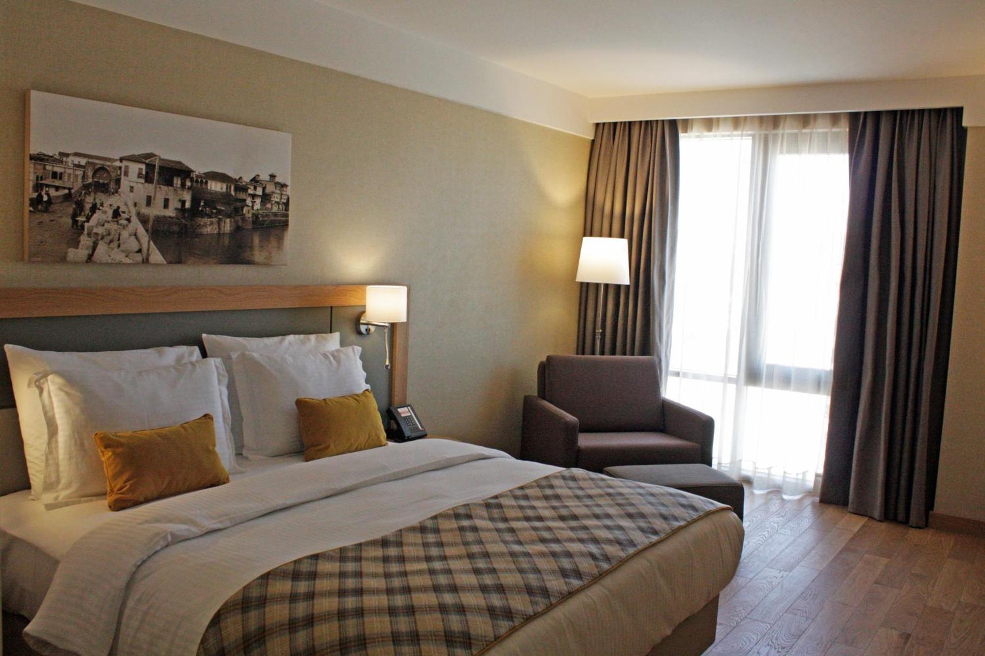 Ramada Hotel & Suites Adana Bagian luar foto